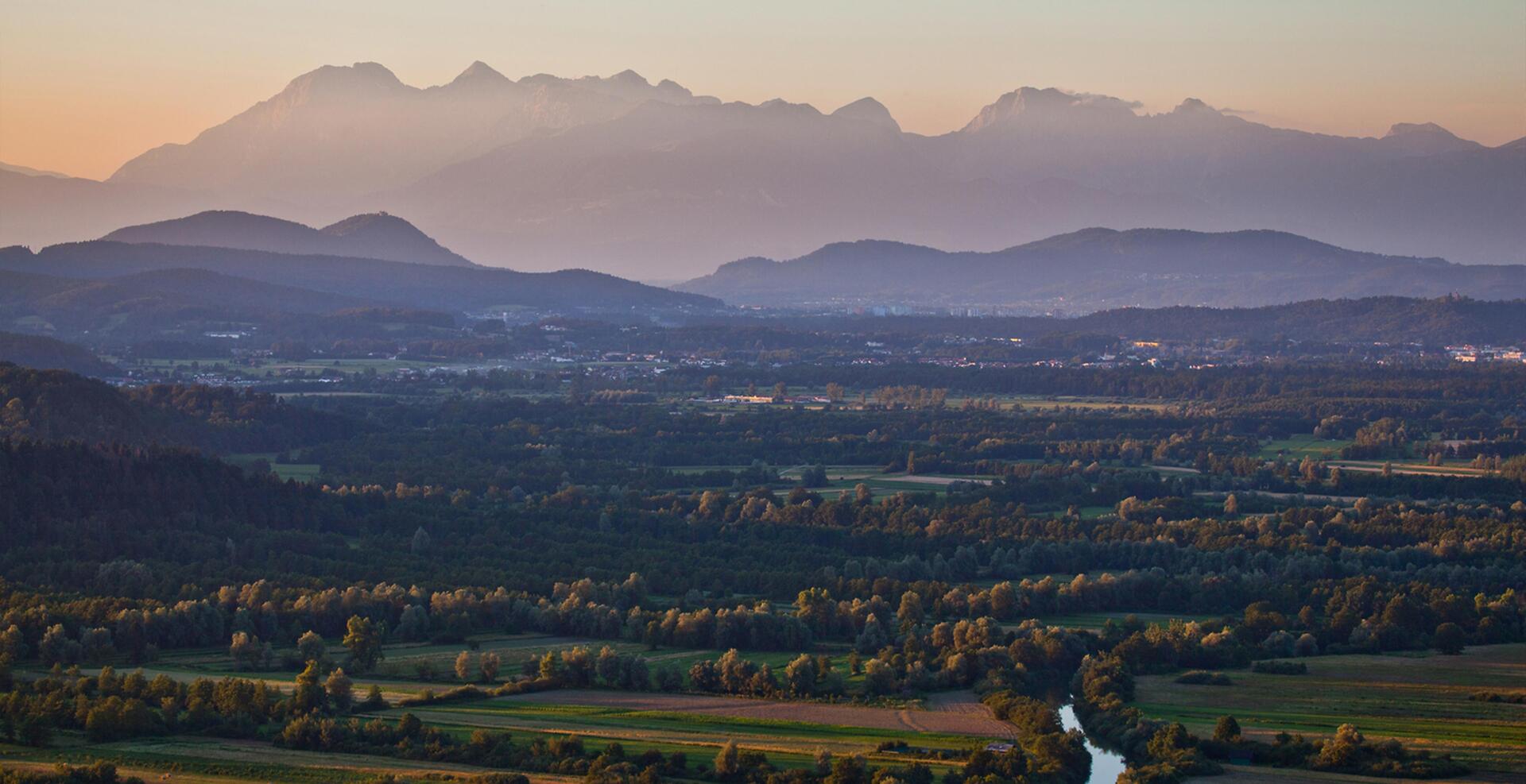 Slovinsko Kamnicko-Savinjské Alpy Preddvor